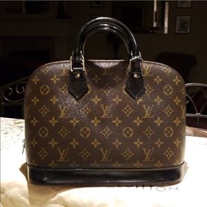 🔥Authentic LV Alma PM